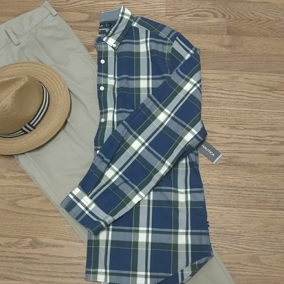 Nautica Other - 💙🖤 NWT Nautica Dress Shirt 🖤💙🐾
